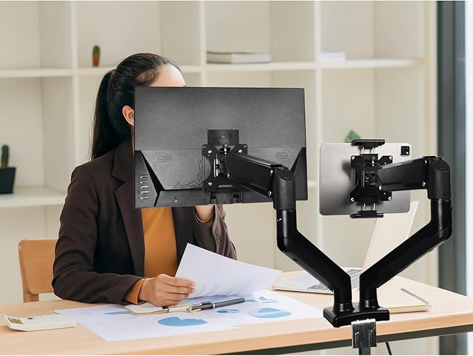 Universal VESA Mount Adapter for Tablets – Spring Clamp Holder for iPad and Portable Monitors up to 15.6″ – Fits VESA 75x75 & 100x100 – Compatible with Surface, Galaxy Tab, and 2-in-1 Laptops