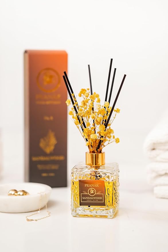 Reed Diffuser Set - Sandalwood Orange Oil, Oil Diffuser Sticks, Bathroom Diffuser, Bathroom Decor, 200ml with Preserved Flowers - PEANÄK